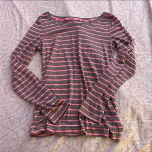 Aeropostale gray and Pink Striped longsleeve Tee